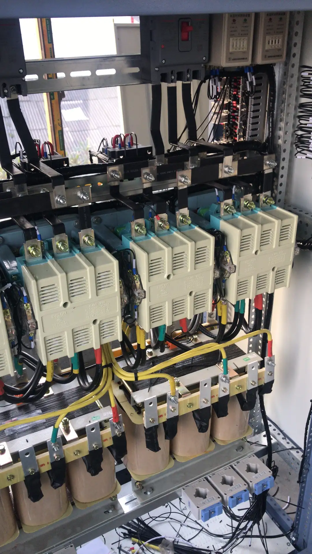 重庆抽屉式配电柜