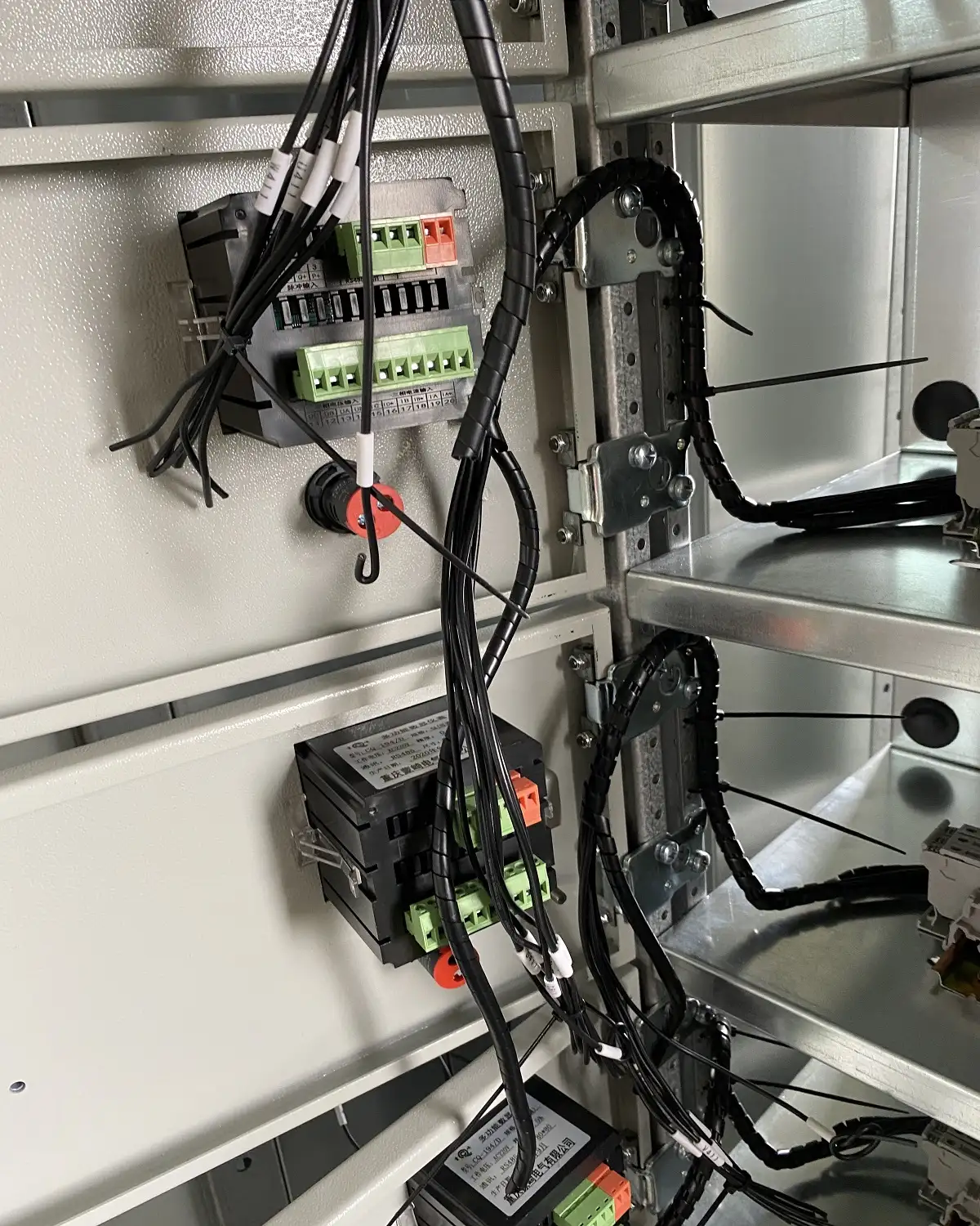 动力配电箱的操作规范