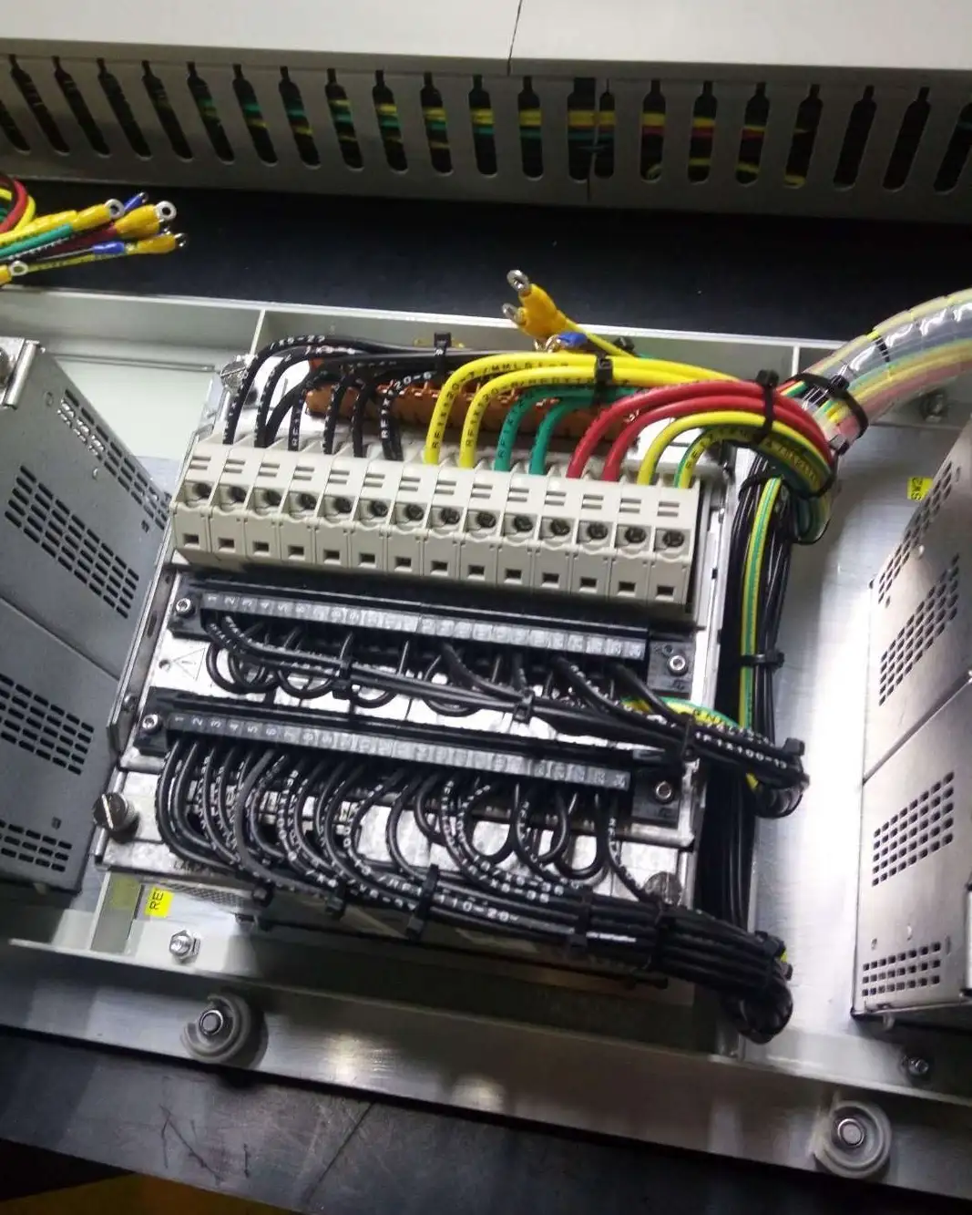 电容补偿柜的日常保养